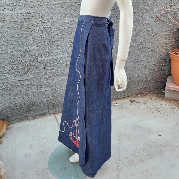 VINTAGE FROM THE 1970s WRAP UP SKIRT - Picture 4 of 6